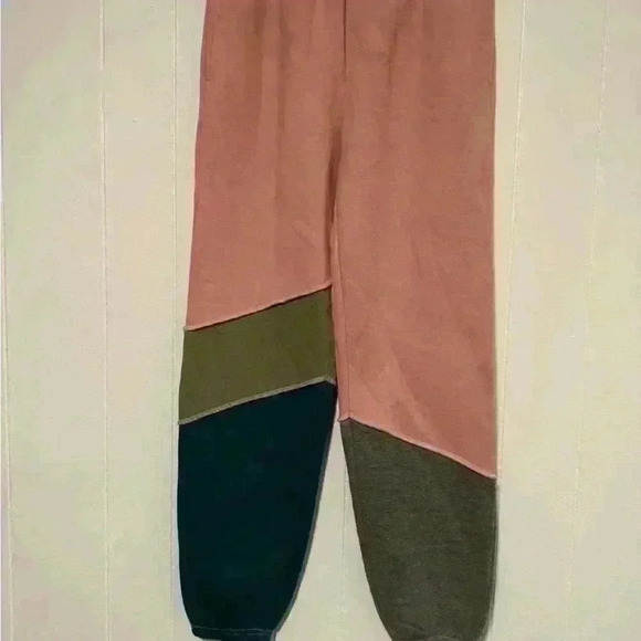 NEW. HIGH-RISE Vintage Jogger Sweatpants Unisex - Wild Fable Pink Colorblock XS - Picture 3 of 3